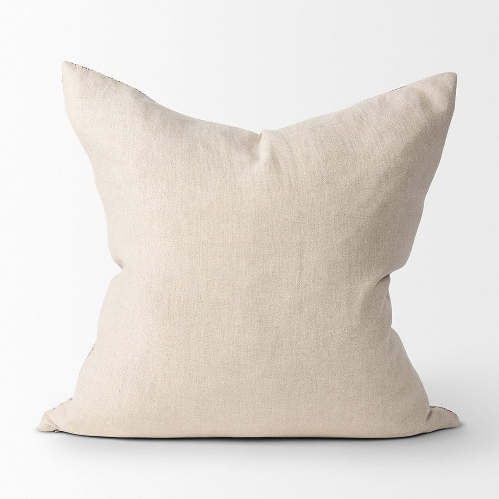 Mercana - Jayne Beige w/ Merlot Print Linen Square Decorative Pillow Cover - 70315 view 4