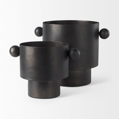 Mercana - Juno 6.5H Medium Black Iron Vase - 69870 view 9