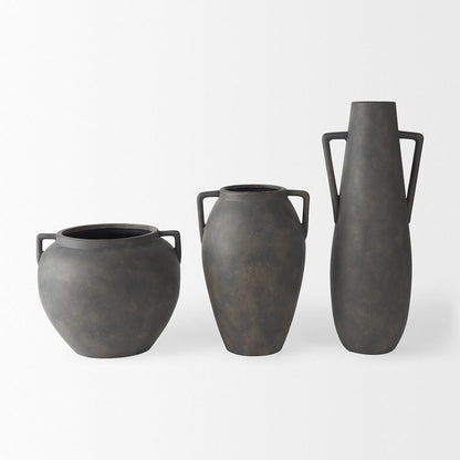Mercana - Kilian Medium Brown-Gray Double Ear Vase - 70086 view 9
