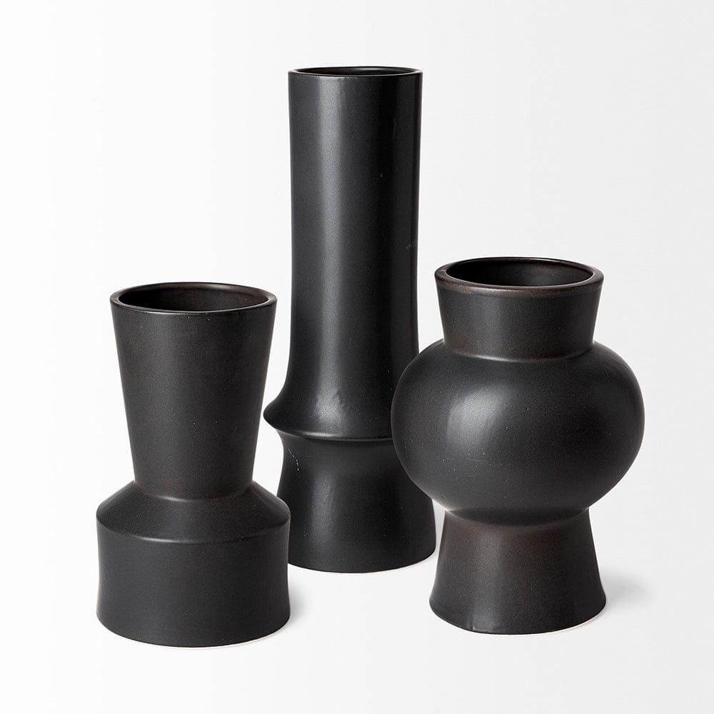 Mercana - Laforge II Black Ceramic Vase - 68632 view 2
