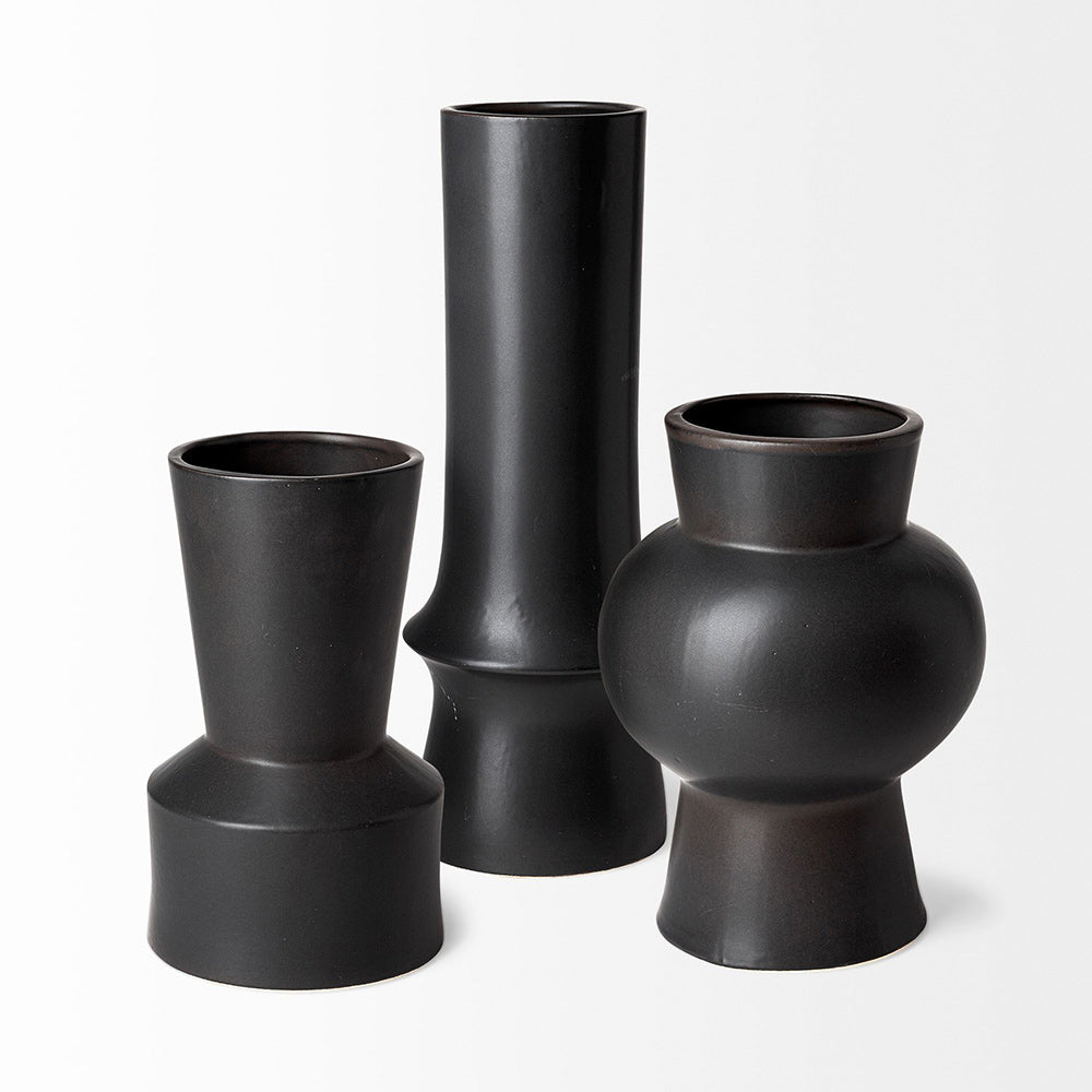 Mercana - Laforge III Black Ceramic Vase - 68633 view 2