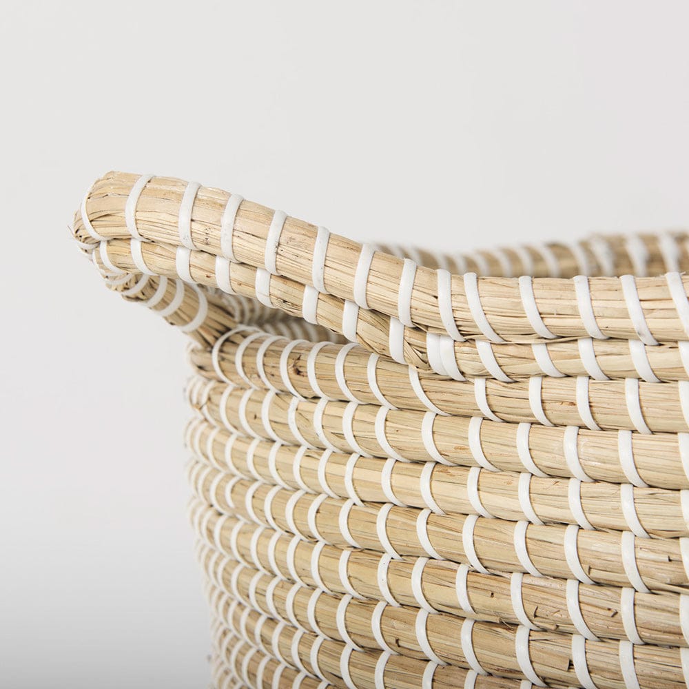 Mercana - Maddie 13.8L x 13.8W X 15.0H Light Brown W/Black Dipped Seagrass Round Basket W/ Handle (Set of 3) - 69595 view 6