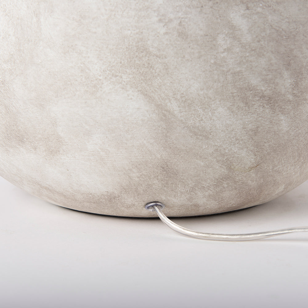 Mercana - Mehdi Cream Ceramic Table Lamp - 70168 view 8