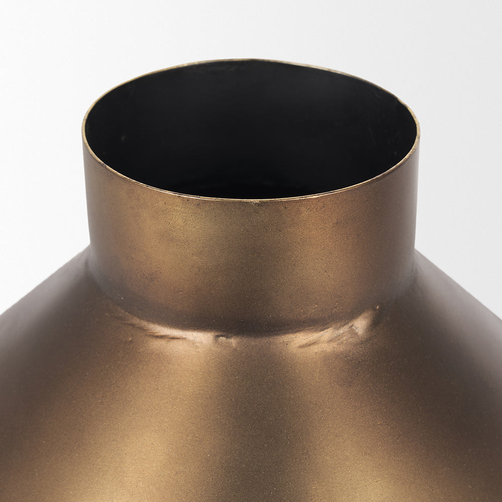 Mercana - Perrin Small Brushed Gold Metal Decorative Vase - 70667 view 5