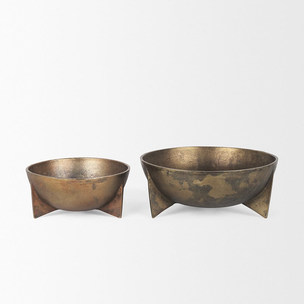 Mercana - Quita Large Gold Metal Decorative Bowls (Set of 2) - 70661 view 3