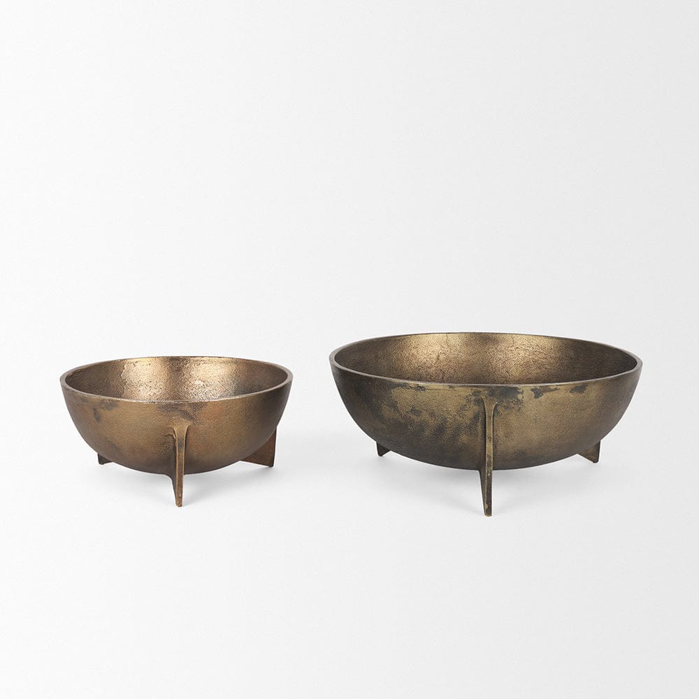 Mercana - Quita Large Gold Metal Decorative Bowls (Set of 2) - 70661 view 4