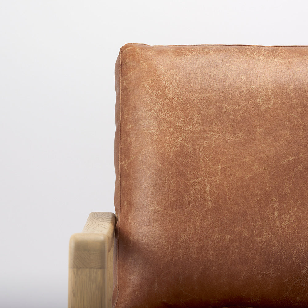 Mercana - Raeleigh Tan Faux Leather Accent Chair - 69988 view 7