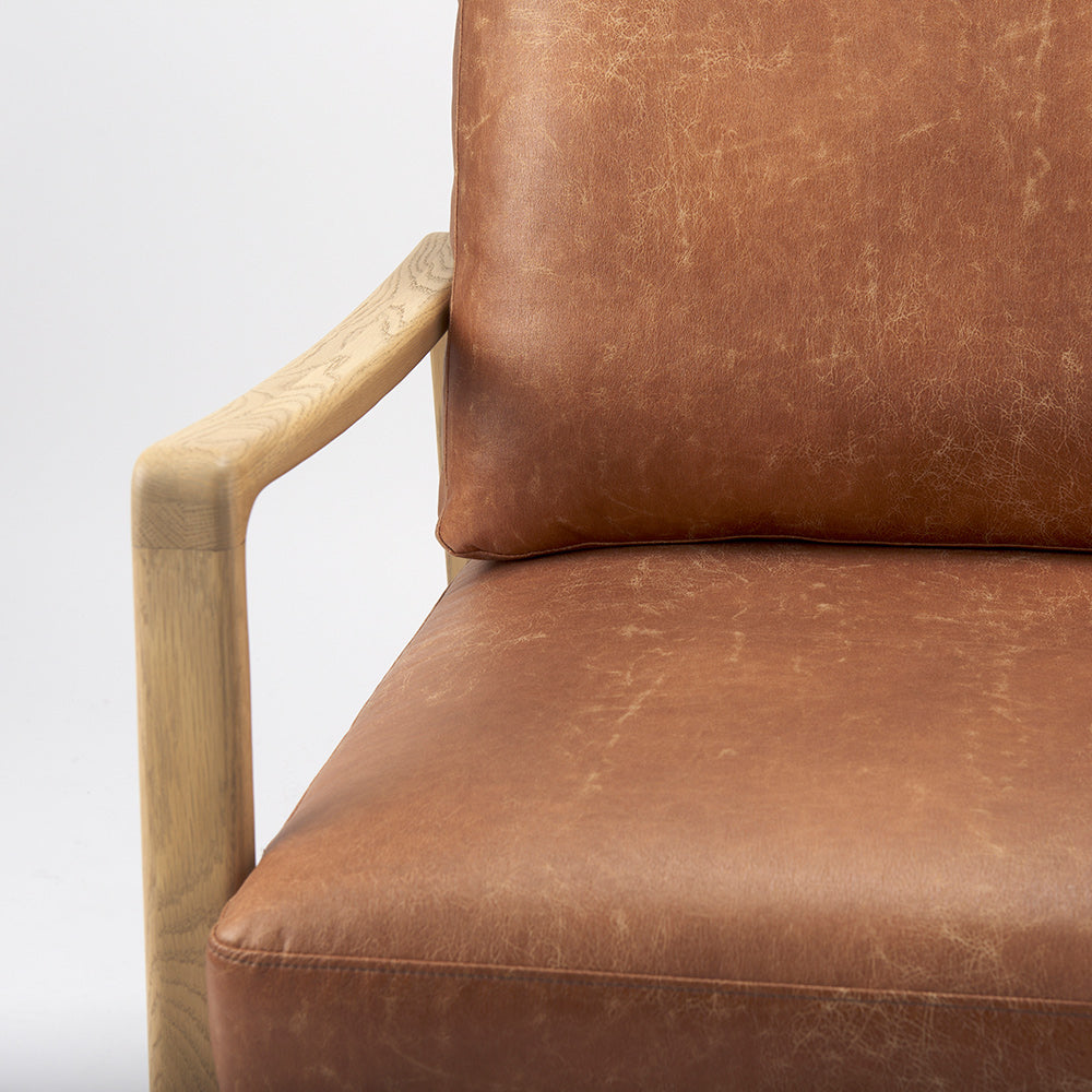 Mercana - Raeleigh Tan Faux Leather Accent Chair - 69988 view 8