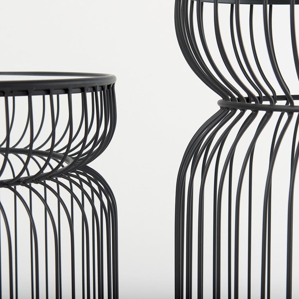 Mercana - Shani Round, Black Metal w/ Glass, Accent Tables (Set of 2) - 70089 view 4