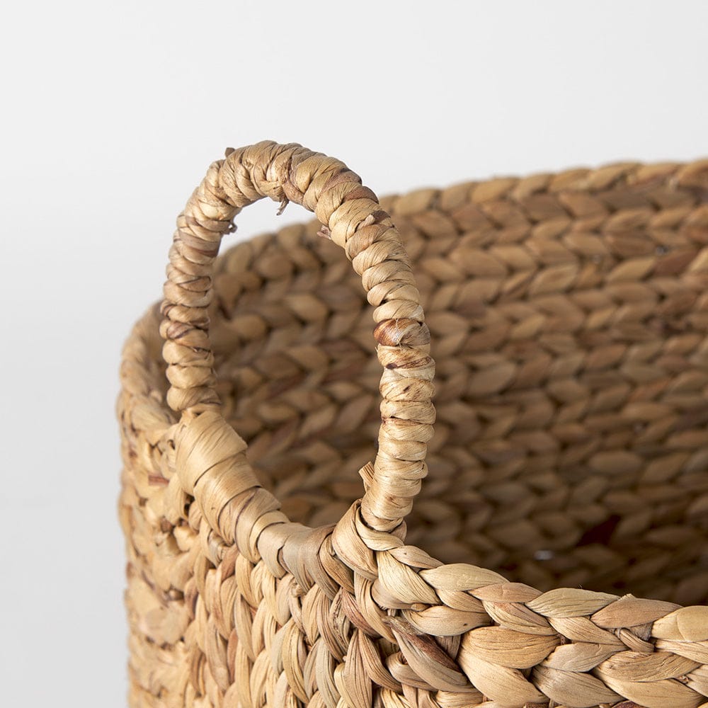 Mercana - Sivan 19.7L x 19.7W x 23.6H Light Brown Water Hyacinth Round Basket W/ Handles (Set of 3) - 69582 view 4