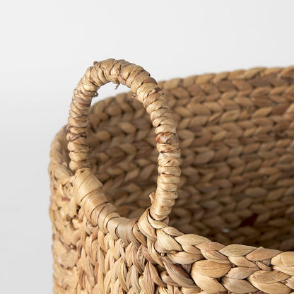 Mercana - Sivan 19.7L x 19.7W x 23.6H Light Brown Water Hyacinth Round Basket W/ Handles (Set of 3) - 69582 view 4