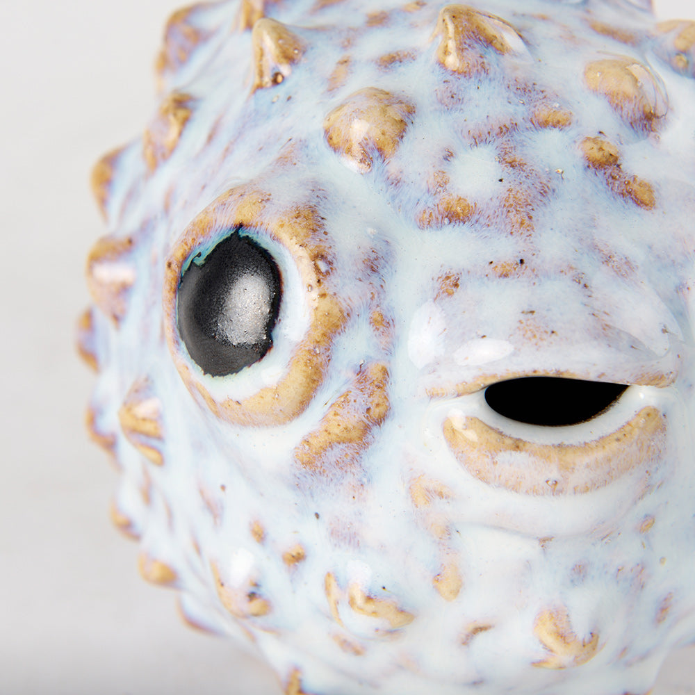 Mercana - Spike I Small 8L x 4W Off-White Ceramic Puffer Fish - 68018 view 7