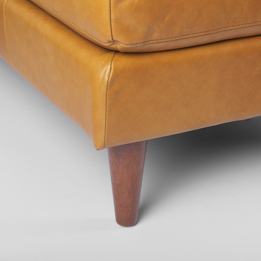 Mercana - Svend 111.4L x 68.0W x 33.9H Tan Leather Left Chaise Sectional Sofa - 69692-AB view 10