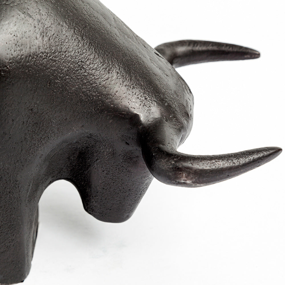 Mercana - Tauro II 9L x 4W Black Cast Aluminum Raging Bull - 68410 view 4