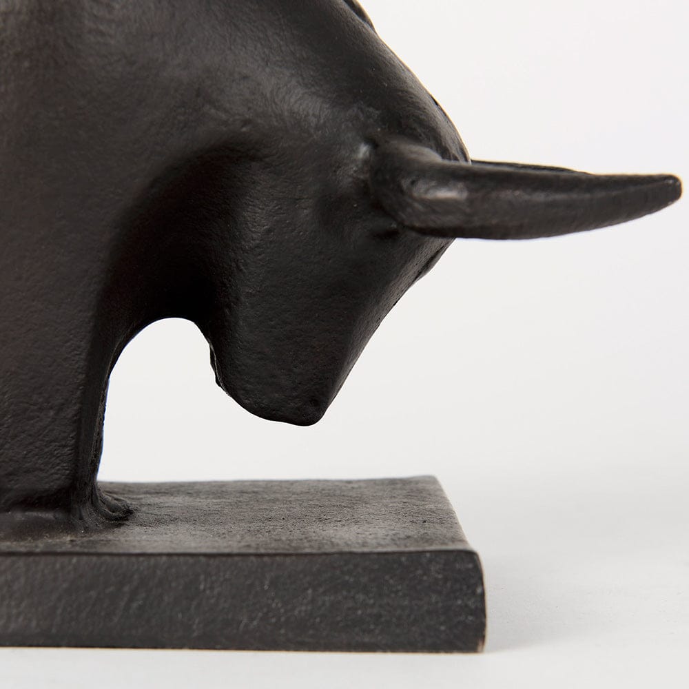 Mercana - Tauro III 10L x 5W Black Cast Aluminum Raging Bull Bookends (Set of 2) - 69065 view 8