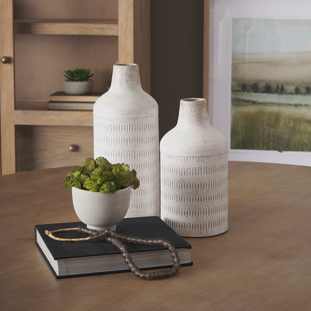 Mercana - Tisha Small White W/ Terracotta Distressing Metal Vase - 70941 view 6