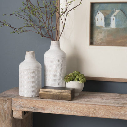 Mercana - Tisha Small White W/ Terracotta Distressing Metal Vase - 70941 view 9