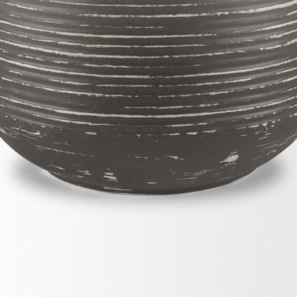 Mercana - Toru Medium White w/ Grey Ombre Metal Vase - 70957 view 6