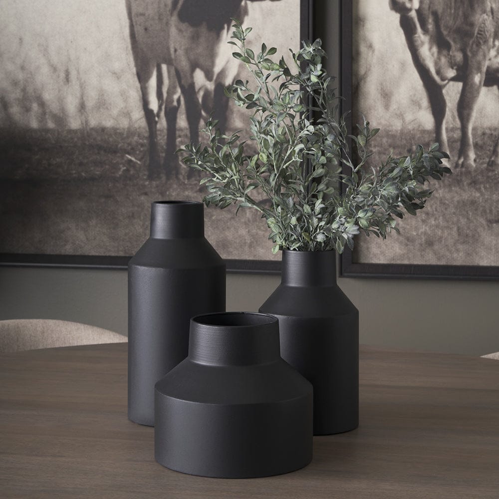 Mercana - Tosca Tall Matte Black Metal Vase - 70947 view 8
