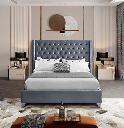 Meridian Furniture - Aiden Grey Velvet Full Bed - AidenGrey-F veiw 4