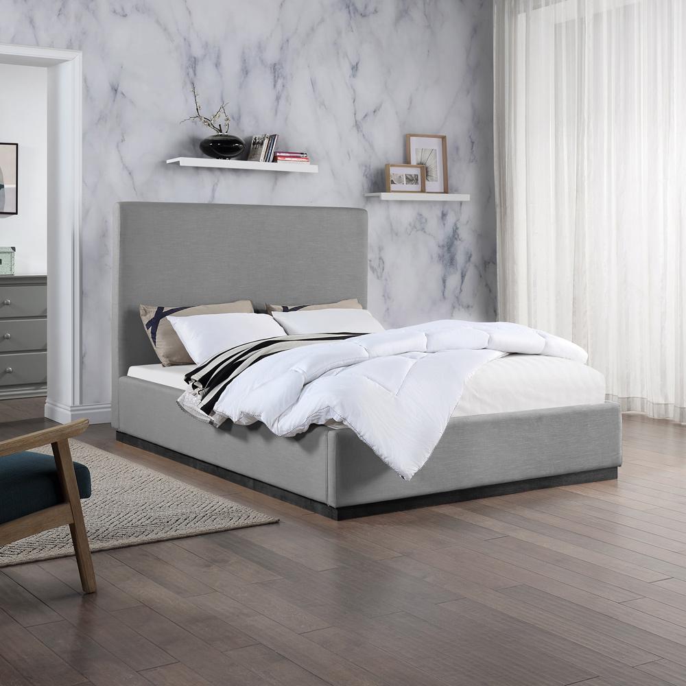 Meridian Furniture - Alfie Grey Linen Textured Fabric Queen Bed - AlfieGrey-Q veiw 2