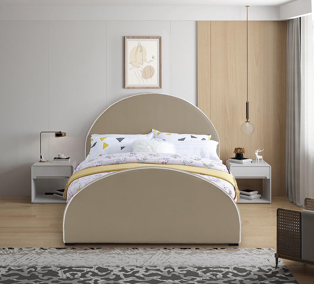 Meridian Furniture - Brody Beige Velvet Queen Bed - BrodyBeige-Q veiw 4