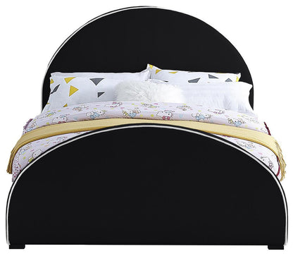 Meridian Furniture - Brody Black Velvet Queen Bed - BrodyBlack-Q veiw 3