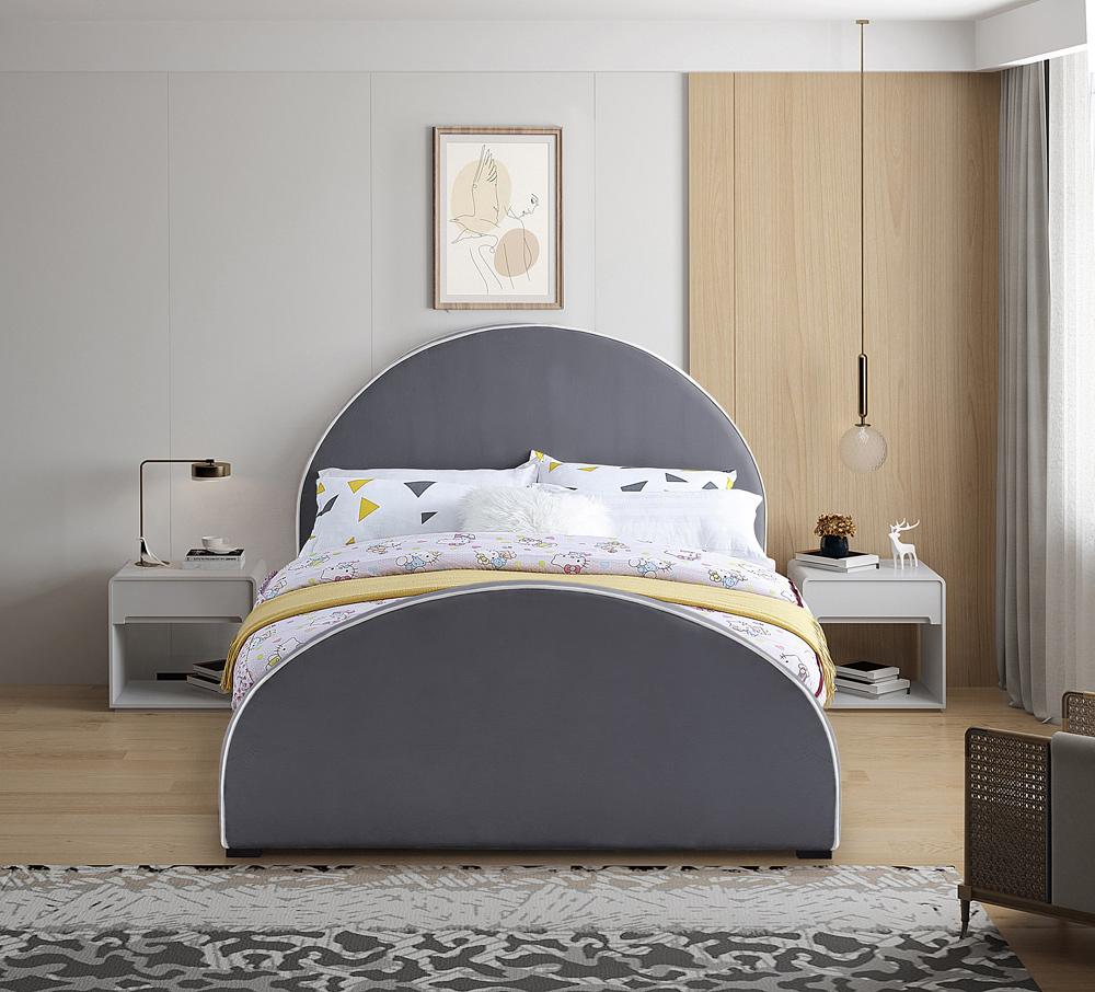 Meridian Furniture - Brody Grey Velvet Queen Bed - BrodyGrey-Q veiw 4