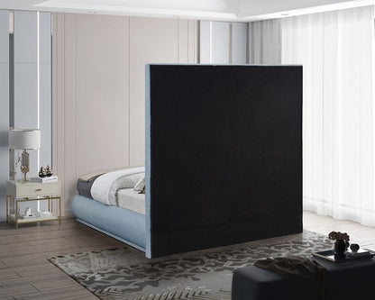 Meridian Furniture - Brooke Light Blue Linen Textured Fabric King Bed - BrookeSkyBlu-K veiw 6