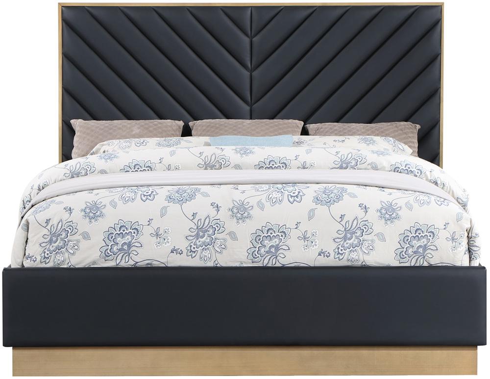 Meridian Furniture - Casa Black Vegan Leather Queen Bed - CasaBlack-Q veiw 3