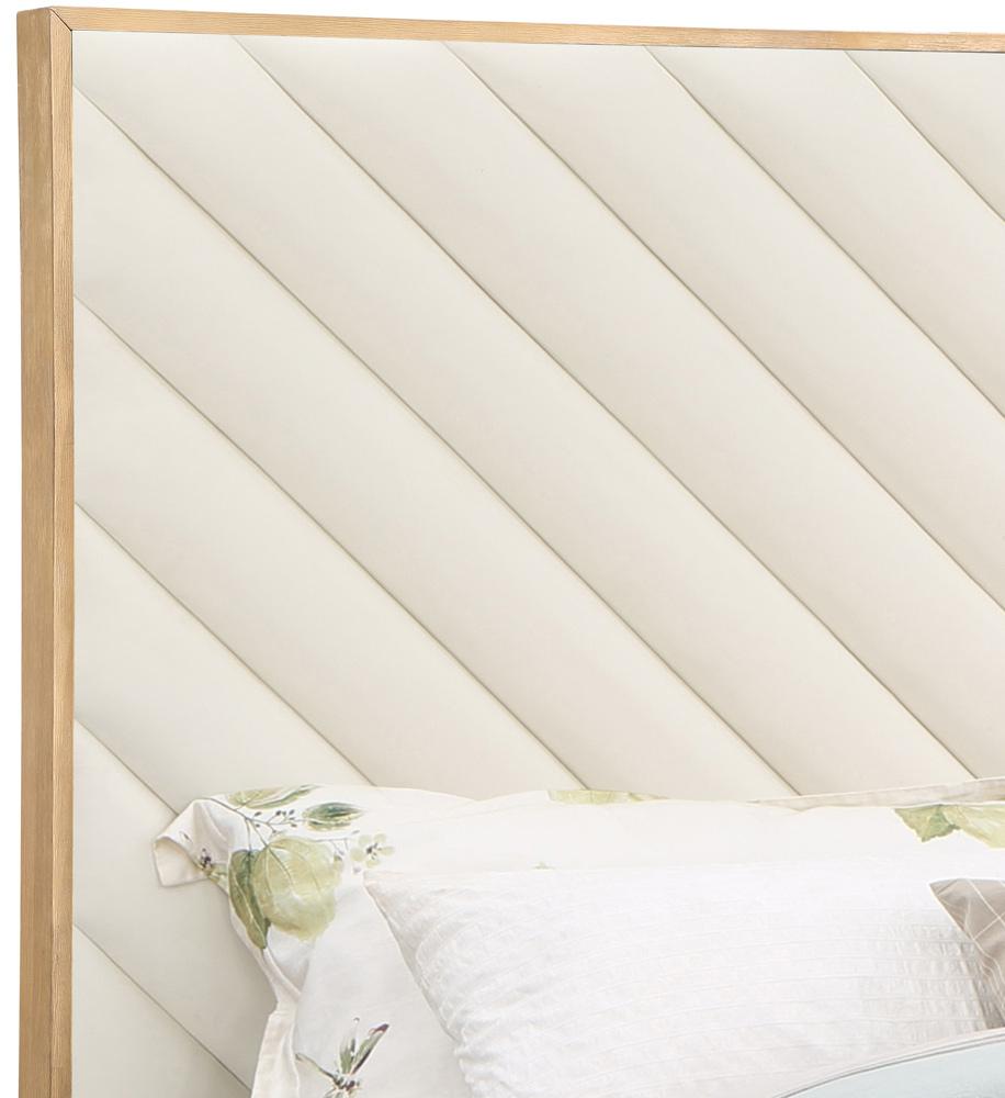 Meridian Furniture - Casa Cream Vegan Leather Queen Bed - CasaCream-Q veiw 7