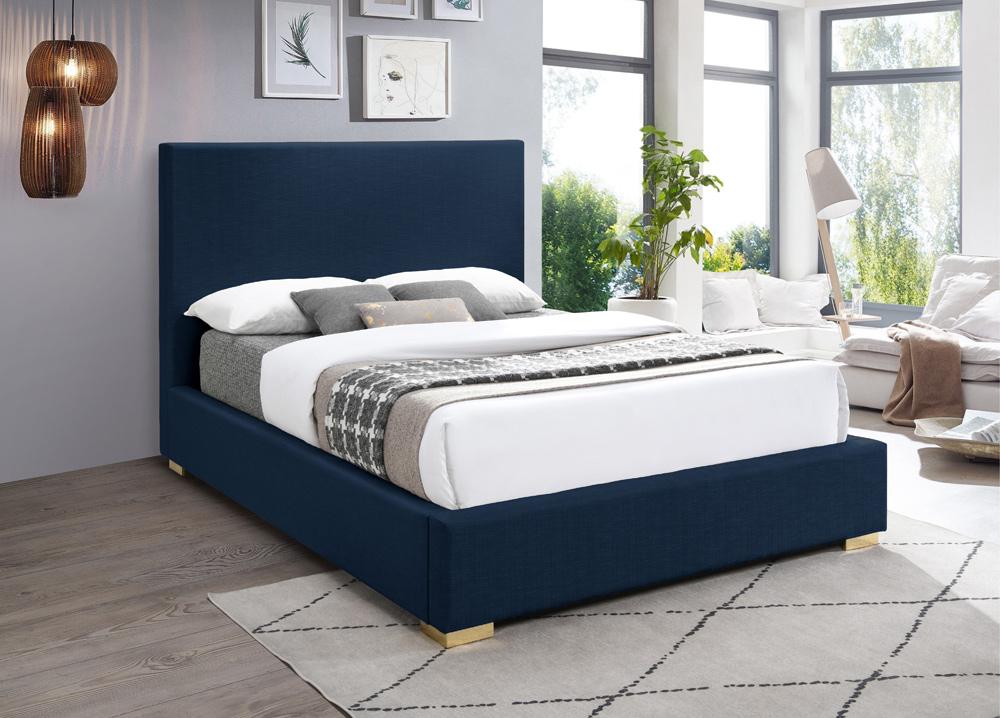 Meridian Furniture - Crosby Navy Linen Textured Fabric Full Bed - CrosbyNavy-F veiw 3