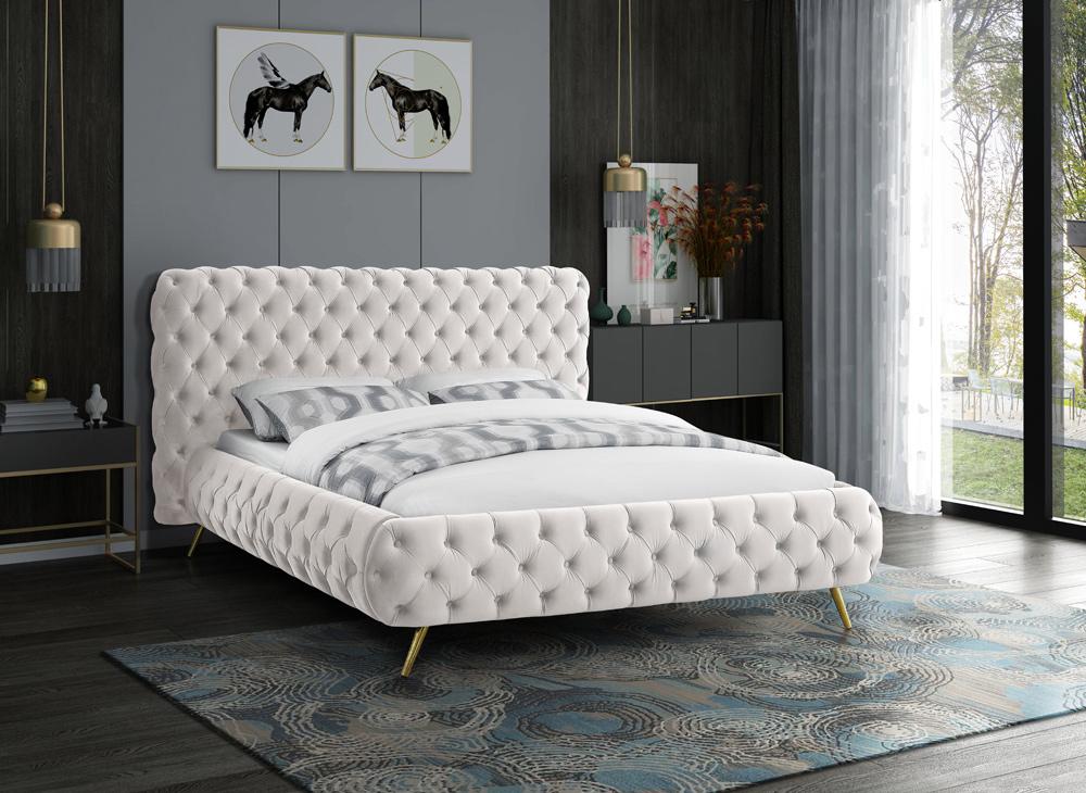 Meridian Furniture - Delano Cream Velvet King Bed - DelanoCream-K veiw 2