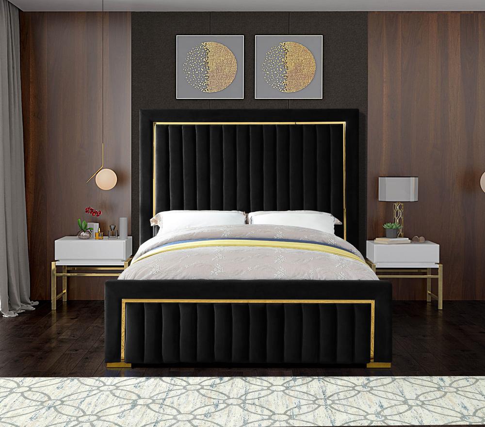 Meridian Furniture - Dolce Black Velvet King Bed - DolceBlack-K veiw 4