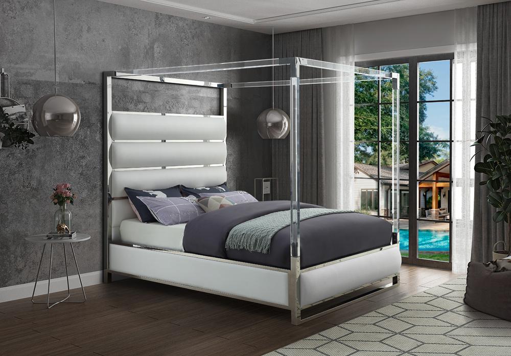 Meridian Furniture - Encore White Vegan Leather Queen Bed - EncoreWhite-Q veiw 2