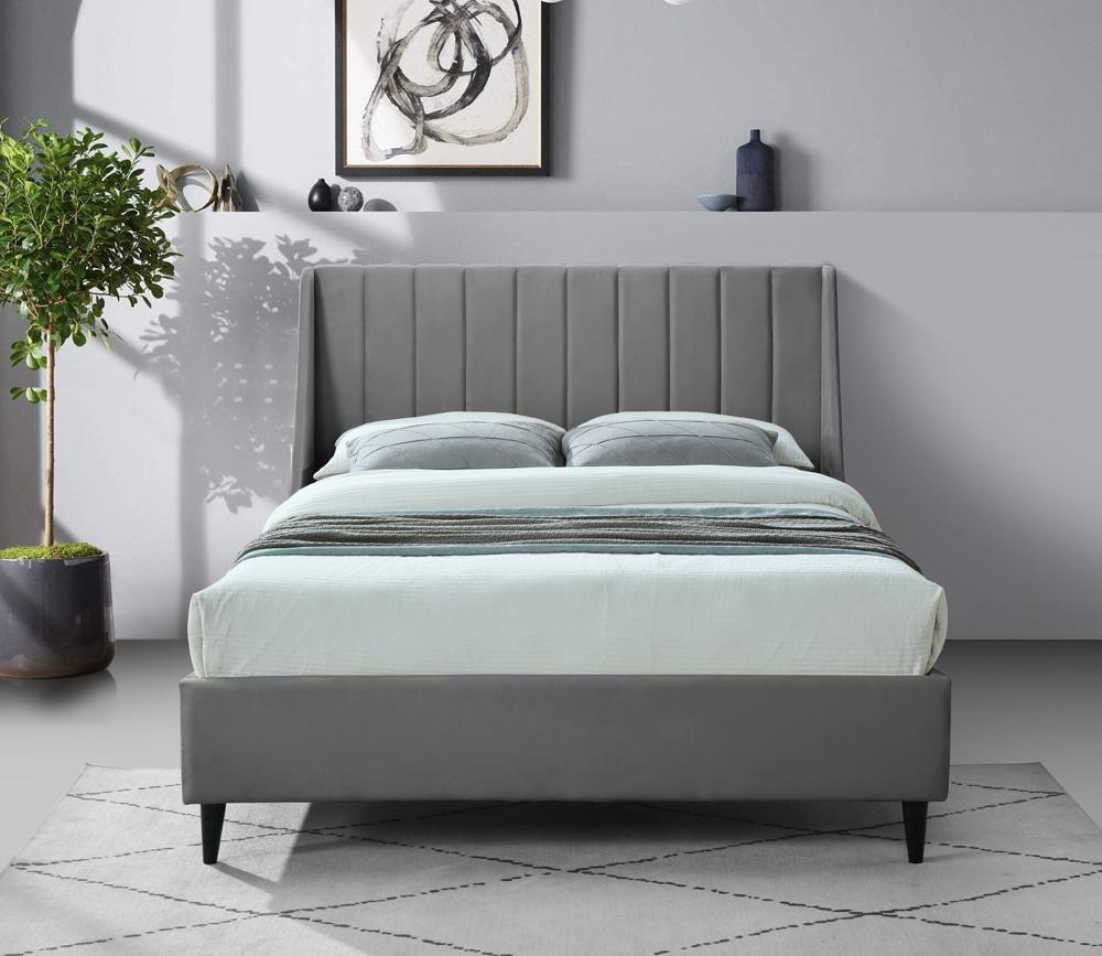 Meridian Furniture - Eva Grey Velvet Queen Bed - EvaGrey-Q veiw 4