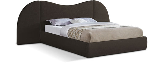 Meridian Furniture - Everest Brown Boucle Fabric Queen Bed - B1246Brown-Q veiw 1