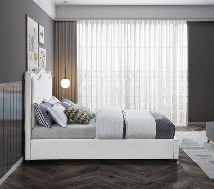Meridian Furniture - Felix Cream Linen Textured Fabric King Bed - FelixCream-K veiw 5