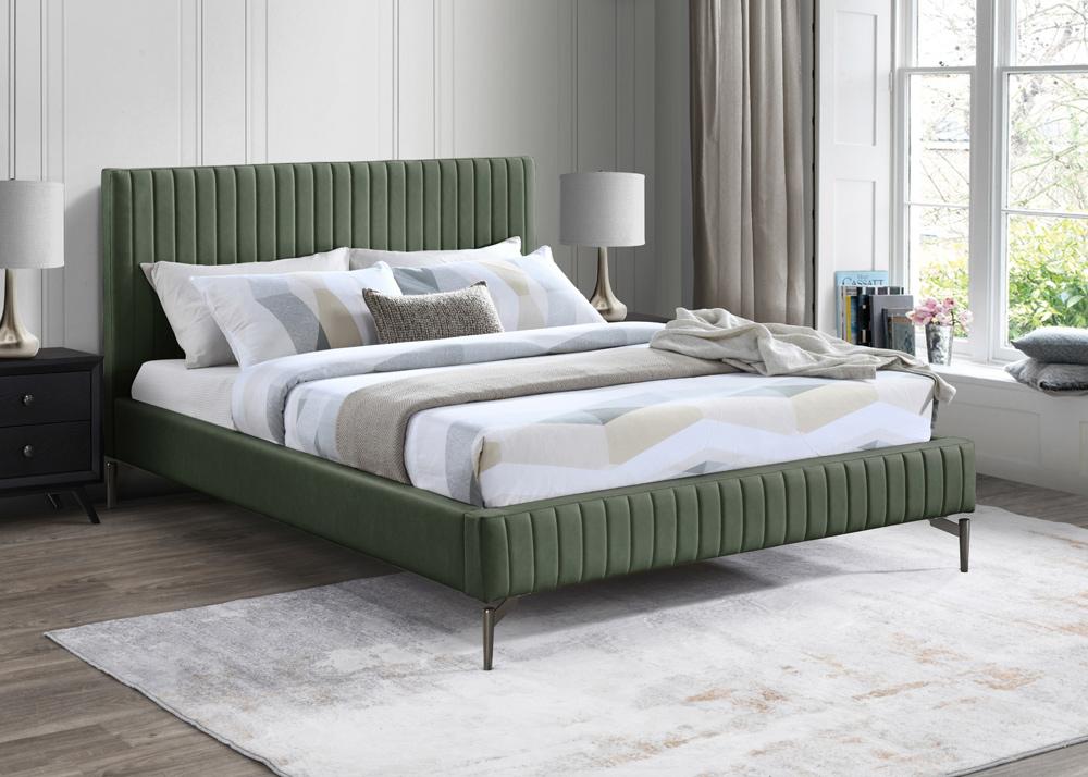 Meridian Furniture - Gallo Green Vegan Leather Full Bed - GalloGreen-F veiw 2