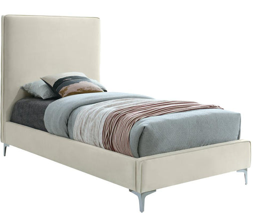 Meridian Furniture - Geri Cream Velvet Twin Bed - GeriCream-T veiw 2