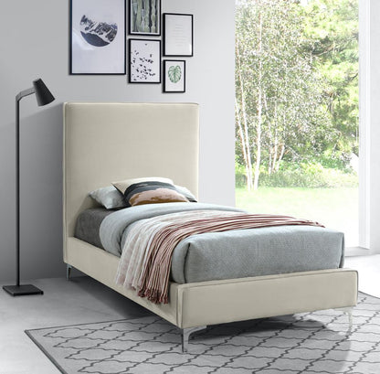 Meridian Furniture - Geri Cream Velvet Twin Bed - GeriCream-T veiw 4