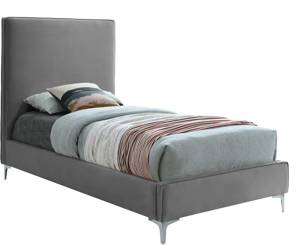 Meridian Furniture - Geri Grey Velvet Twin Bed - GeriGrey-T veiw 2