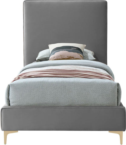 Meridian Furniture - Geri Grey Velvet Twin Bed - GeriGrey-T veiw 5