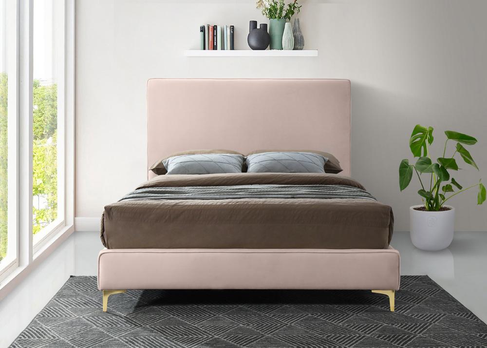 Meridian Furniture - Geri Pink Velvet Full Bed - GeriPink-F veiw 7