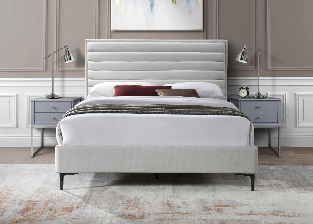 Meridian Furniture - Hunter Cream Linen Textured Full Bed - HunterCream-F veiw 4