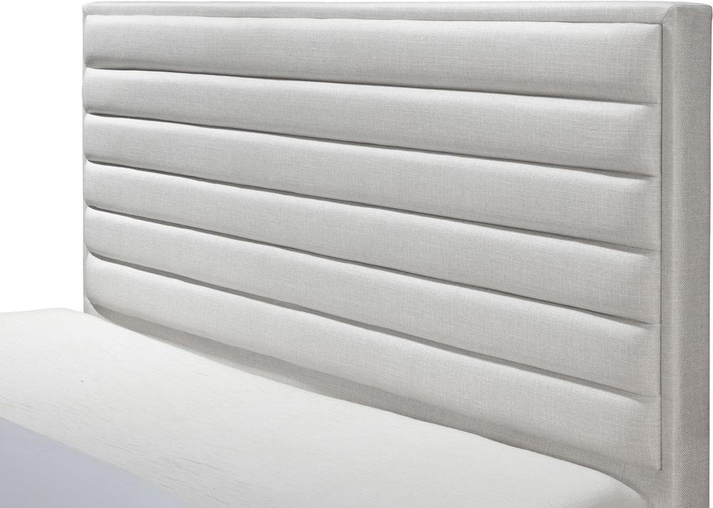 Meridian Furniture - Hunter Cream Linen Textured King Bed - HunterCream-K veiw 6