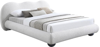 Meridian Furniture - Hyde Cream Boucle Fabric King Bed - HydeCream-K veiw 2