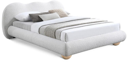 Meridian Furniture - Hyde Cream Boucle Fabric Queen Bed - HydeCream-Q veiw 1