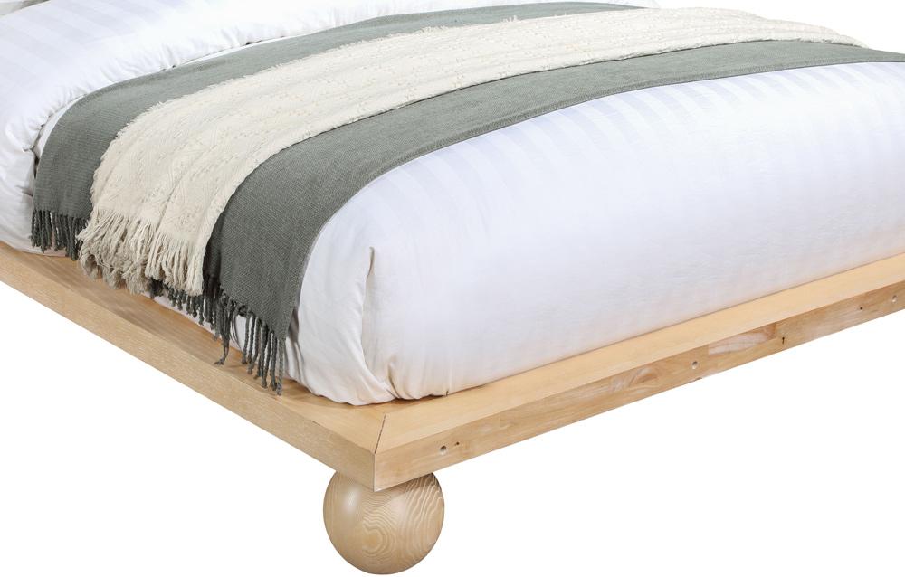 Meridian Furniture - Kent Natural King Bed - KentNatural-K veiw 6