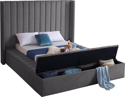 Meridian Furniture - Kiki Grey Velvet Queen Bed - KikiGrey-Q veiw 2